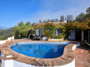 Graceful Villa in Sayalonga with Swimming Pool, Sayalonga